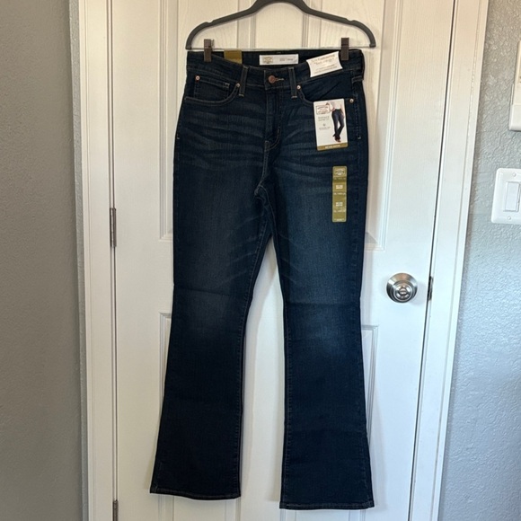 Levi's Women's Totally Shaping 10L Mid-Rise Bootcut Dark Indigo Jeans - Picture 1 of 11